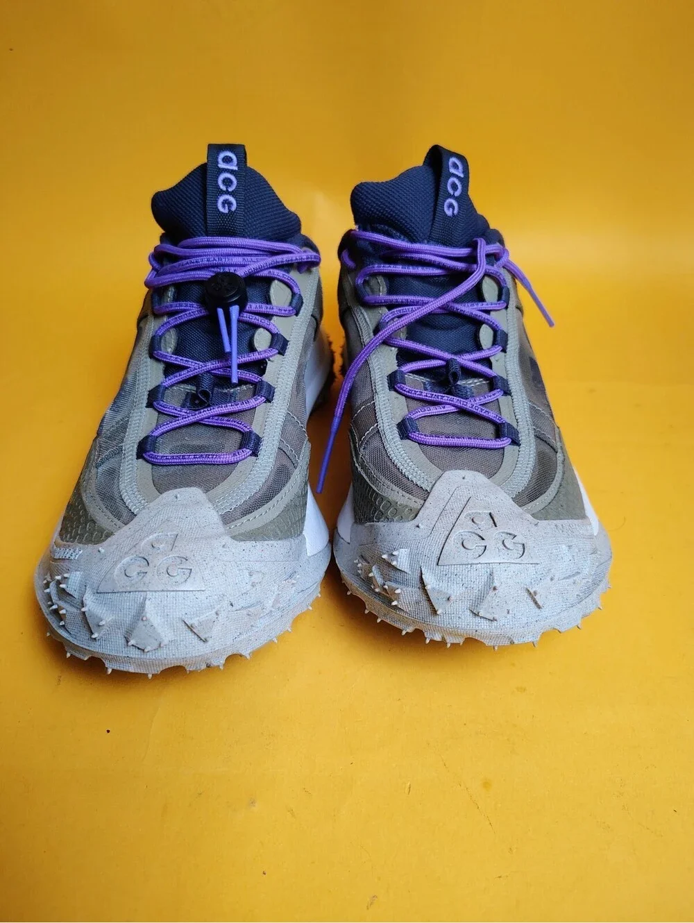 Nike ACG Mountain Fly 2 Low Gridiron Action Grape DV7903-200 Men's Size 9 Used